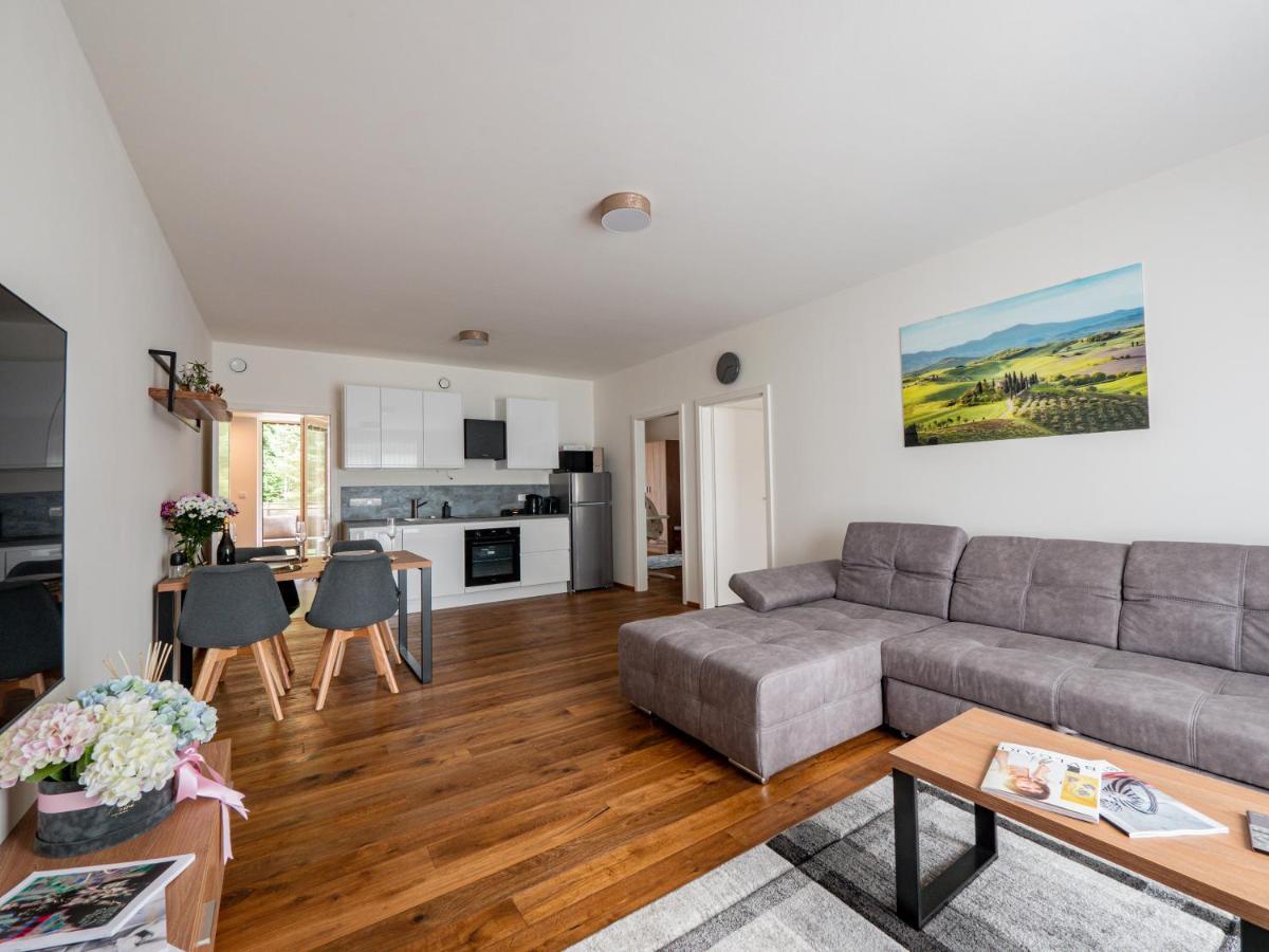 Apartmany Resort Врхлаби Экстерьер фото